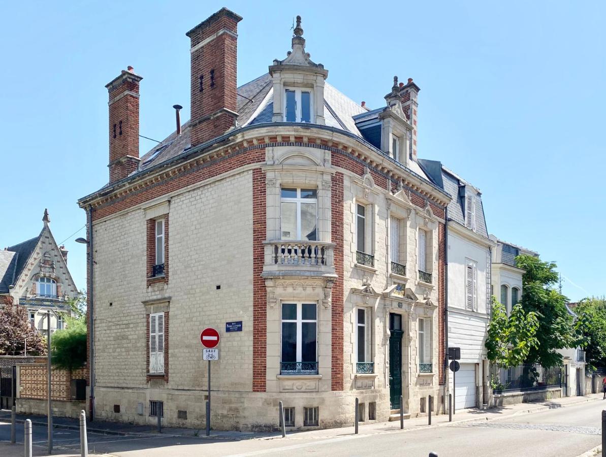 La Maison De Reina Troyes Bagian luar foto